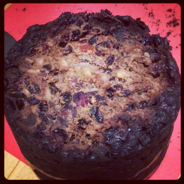 one incinerated wedding cake - let's eat the middle with a spoon