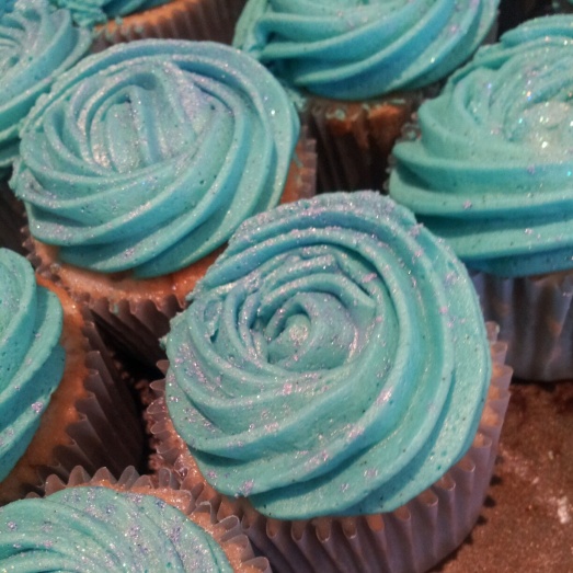 Extremely fragrant Green Tea and Jasmine Vintage Rose Swirl Cupcakes (With obligatory birthday glitter and lustre powder)