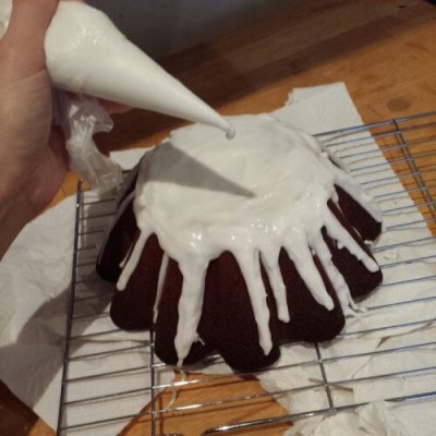 Genuinely thick rosewater icing