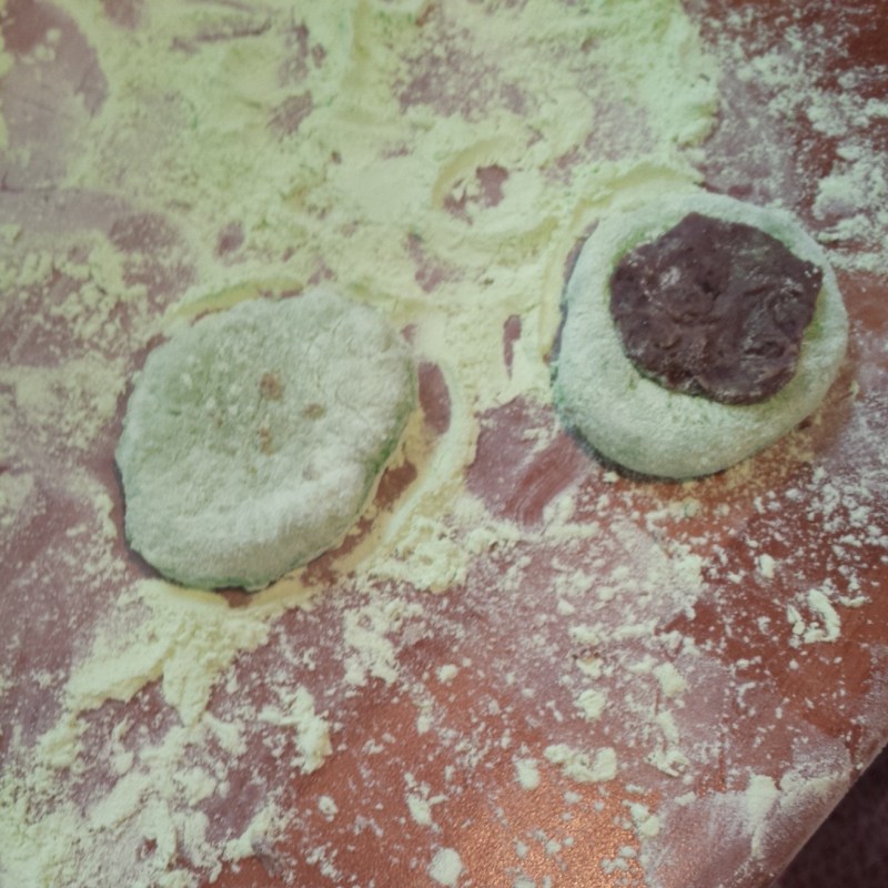 Lots of rice flour everywhere to stop the dough from sticky to everything